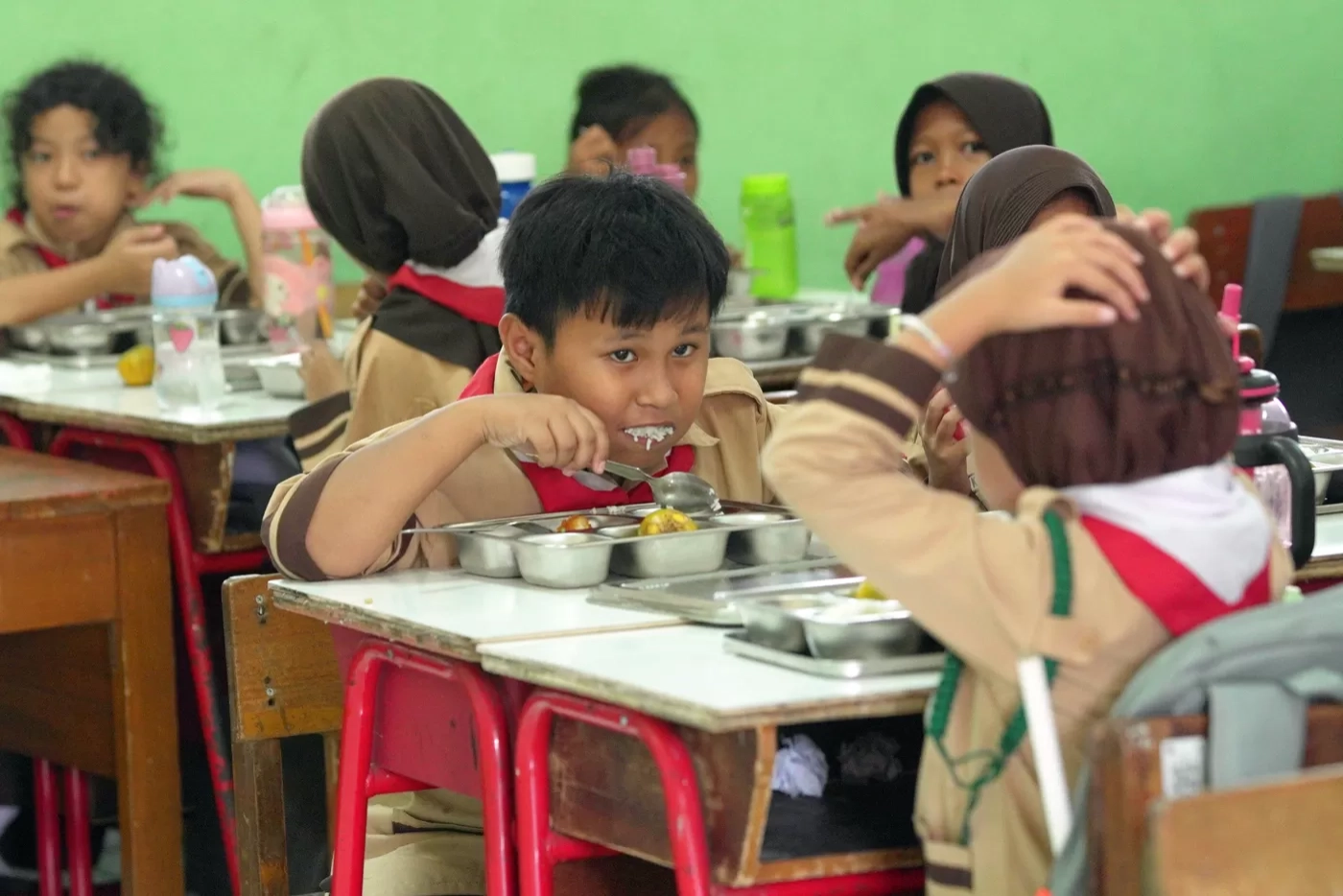 Enam Bulan MBG Berjalan, Anggaran Baru Terserap 7 Persen