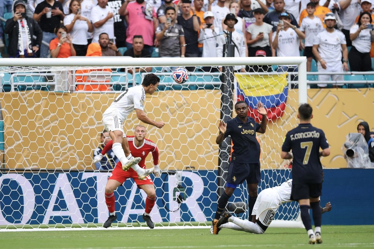 Jawaban Rendah Hati Gonzalo Garcia Usai Disamakan dengan Raul Gonzalez