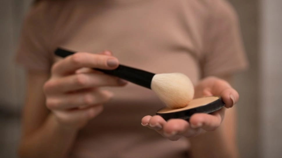 5 Rekomendasi Bedak SPF 30 Terbaik: Wajah Jadi Glowing, Ekstra Terlindungi