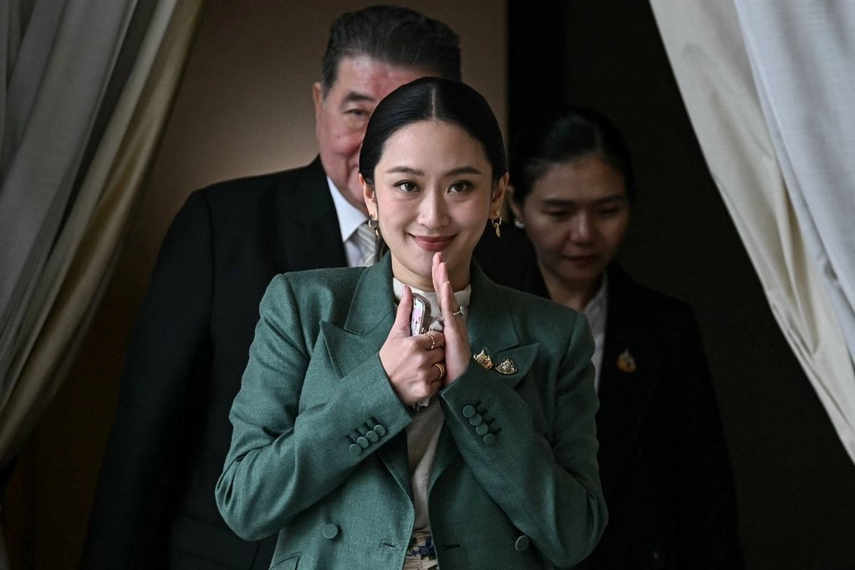Isi Telepon PM Thailand yang Jadi Skandal, Panggilan ''Paman'' Jadi Masalah