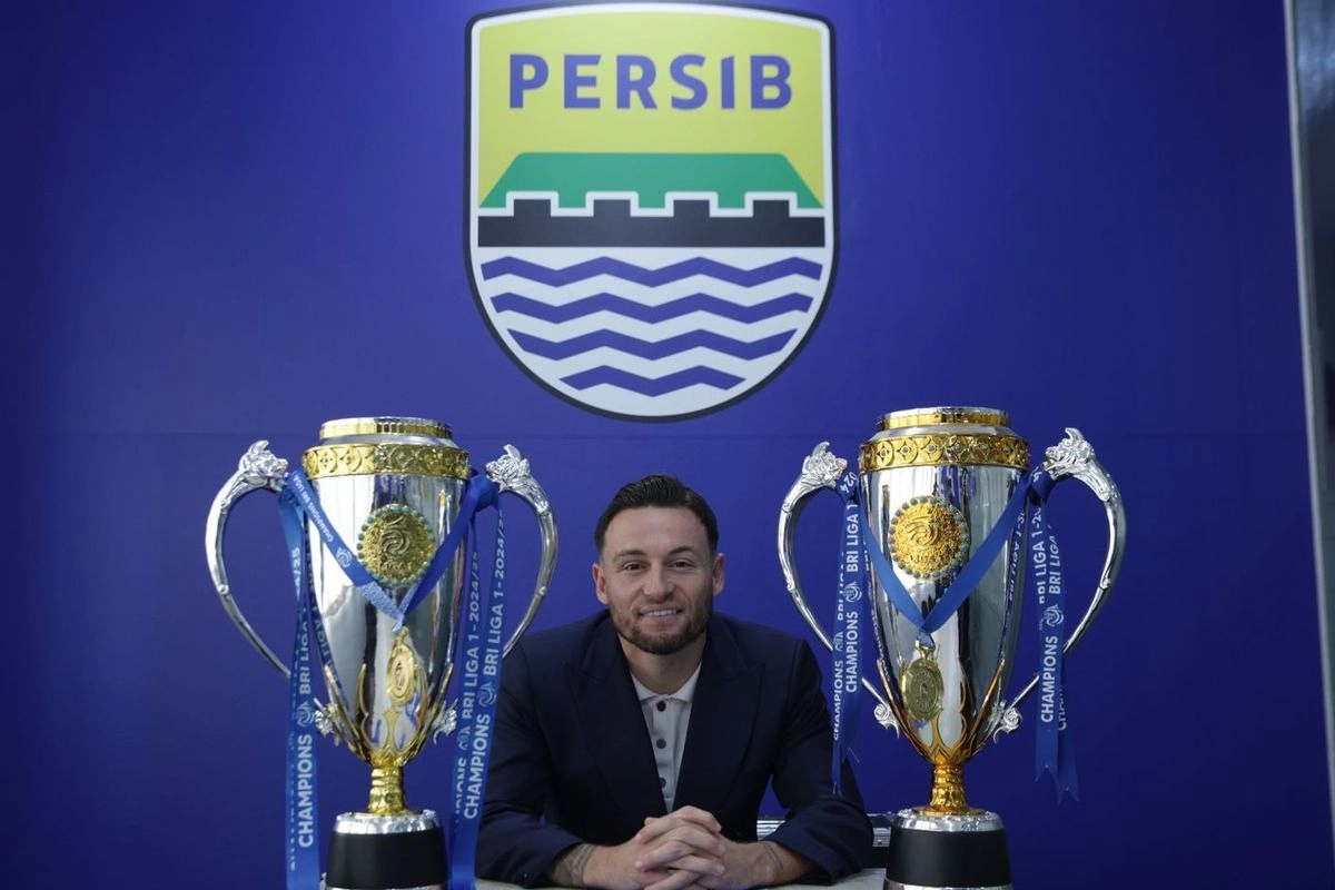 Marc Klok Janji Pensiun Bersama Persib Bandung
