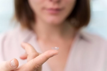 Cara Melepas Softlens dengan Mudah dan Aman: Panduan Praktis untuk Menjaga Mata Bebas Iritasi