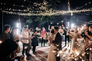 Wedding Content Creator Makin Dilirik, Apakah Fotografer Pernikahan Mulai Tergeser?