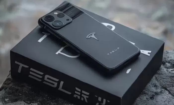 Tesla Siap Tantang iPhone? Spekulasi Ponsel Pintar Tesla Memanas!