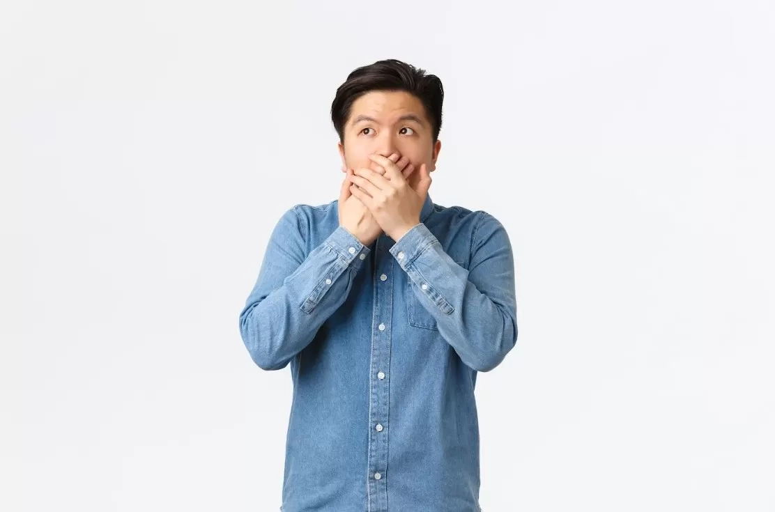Sering Cegukan Setelah Makan? Ini Penjelasan dan Cara Mengatasinya Menurut Dokter
