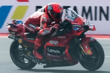 Sudah Jatuh Tertimpa Tangga! Marc Marquez Resmi Absen di MotoGP Australia dan Malaysia