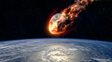 Meteor Sebesar Apartemen Guncang Cirebon, BRIN: Jika Jatuh di Darat Kawahnya 5 Meter
