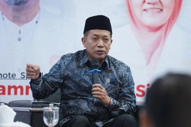 Bukan Hanya Tambang, Menkop Pede Koperasi Bisa Punya Bank Hingga Pabrik