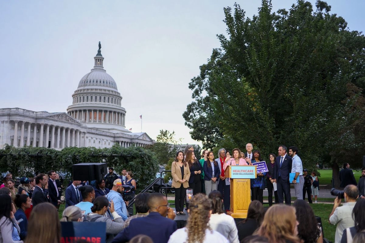 ''Shutdown'' dan ''Slowdown'': Gelap di Washington, Irit di Indonesia