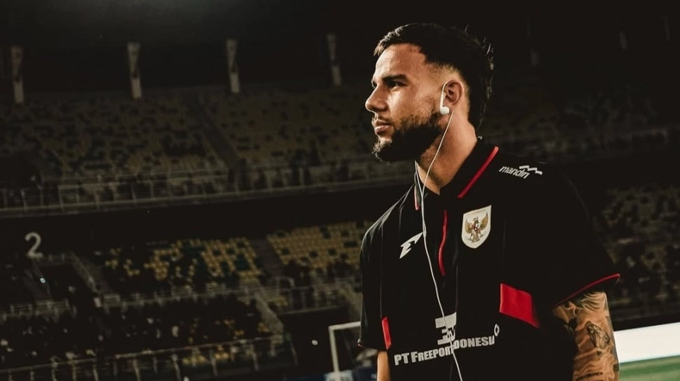Calvin Verdonk Robek Otot Paha, Absen Lawan Irak?