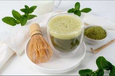 4 Alasan Mengapa Matcha Wajib Masuk Daftar Skincare Rutinmu Sehari-hari: Rahasia Kulit Glowing dari Dalam dan Luar