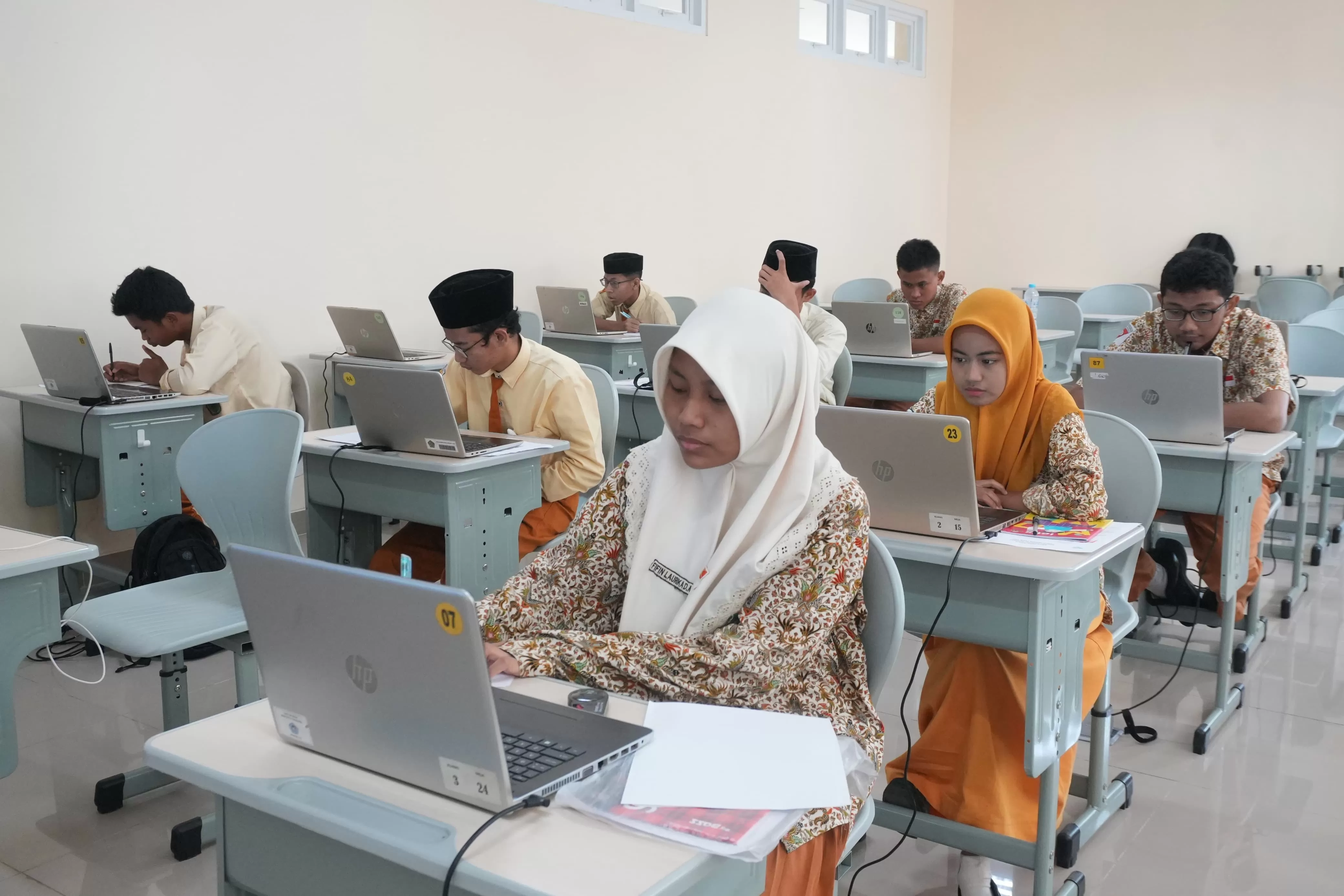 Olimpiade Madrasah Indonesia 2025 Catatkan 204.222 Pendaftar dari Madrasah dan Sekolah Umum