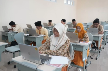 Olimpiade Madrasah Indonesia 2025 Catatkan 204.222 Pendaftar dari Madrasah dan Sekolah Umum