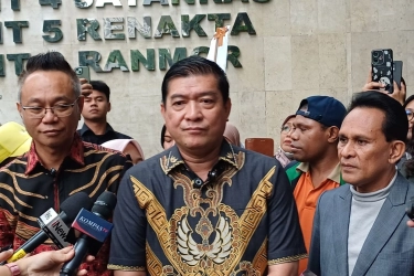 Mencari Silfester Matutina, Kok Kejagung Minta Tolong Pengacara Terpidana?