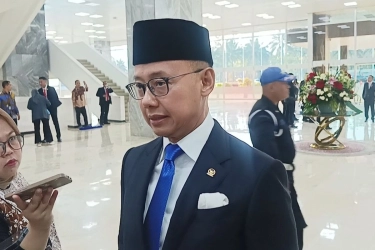 Pimpinan MPR Ingatkan Pemerintah Jangan Terpaksa Impor Etanol untuk BBM