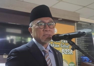 Hadiri Sertijab Kepala Bapanas, Menko Zulhas Ucapkan Selamat ke Amran Sulaiman dan Terima Kasih ke Arief Prasetyo Adi