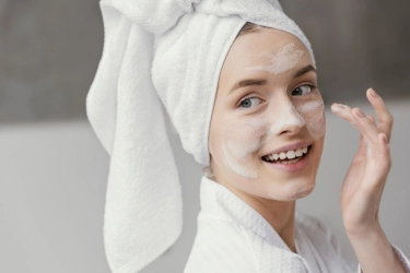 3 Tahapan Triple Cleansing agar Kulit Wajah Lebih Bersih dan Sehat