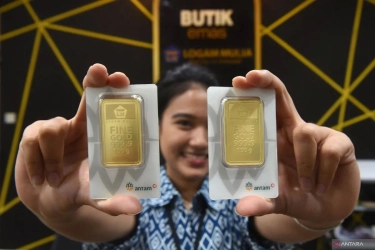 Harga Emas Antam 13 Oktober 2025, Naik Lagi ke Rp 2,3 Juta per Gram