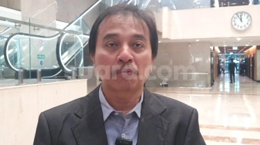 Berhasil Minta Salinan Ijazah Jokowi ke KPU DKI, Roy Suryo Ngaku Dibantu Sosok Ini