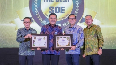Konsisten Berkinerja Unggul, BRI Raih 2 Penghargaan Bergengsi dalam Indonesia Economic Summit 2025