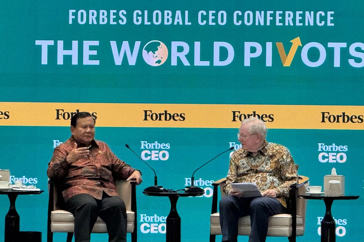 Prabowo Cerita soal Ekonomi Campuran yang Diajarkan Ayahnya, Soemitro