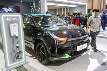 Lansia Kini Bisa Kredit Mobil dan Motor Hingga Usia 70 Tahun, Ini Penjelasan Bank Mandiri Taspen