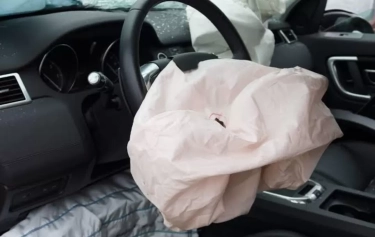 Nggak Nyangka! Ini 5 Rahasia Canggih Airbag Mobil Melindungi Nyawamu dalam Sekejap Mata
