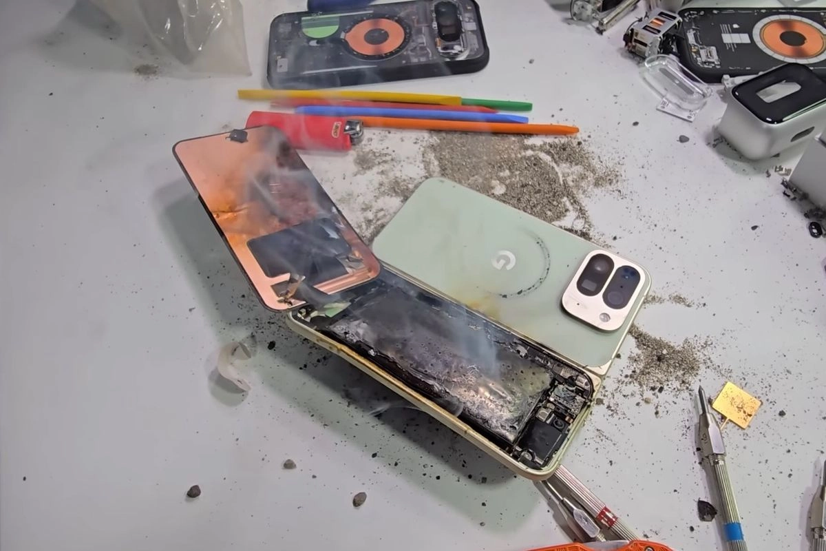 10 Tahun ''Siksa'' HP, YouTuber Ini Akhirnya Temui Kasus HP Terbakar