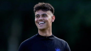 Mees Hilgers Dibujuk Kontrak Menggiurkan Oleh FC Twente, Segera Comeback Bermain?