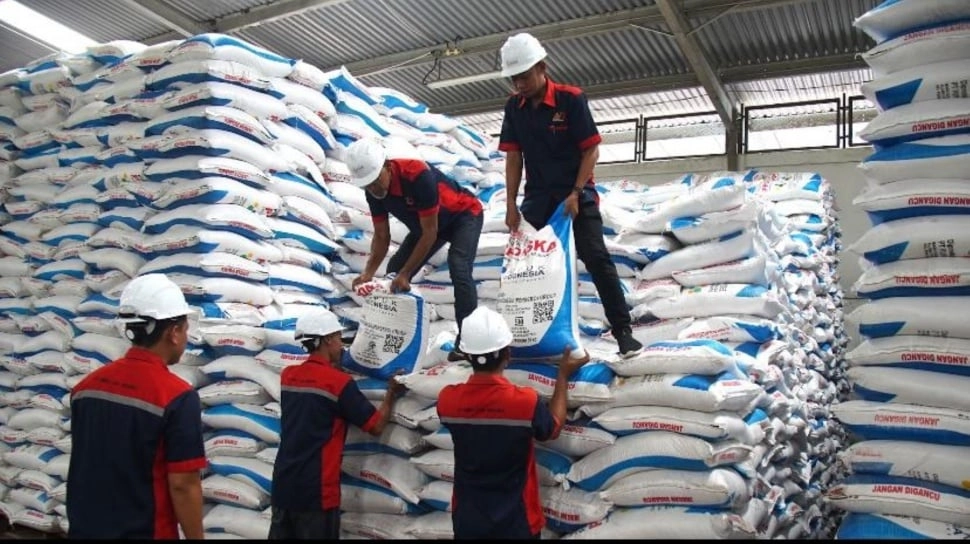 Mentan Dapat Instruksi dari Presiden Prabowo untuk Revitalisasi Pabrik Pupuk