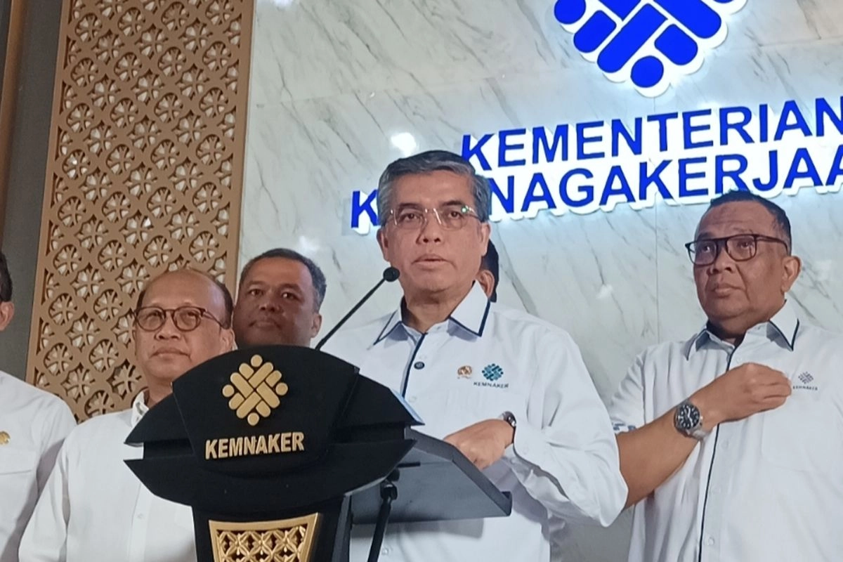 1 Tahun Prabowo-Gibran: Kenaikan UMP Hingga BSU Jadi Capaian Kinerja Ketenagakerjaan