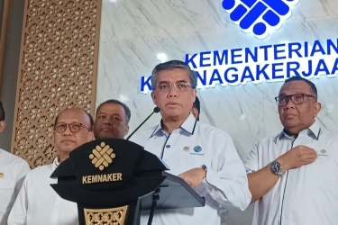 1 Tahun Prabowo-Gibran: Kenaikan UMP Hingga BSU Jadi Capaian Kinerja Ketenagakerjaan