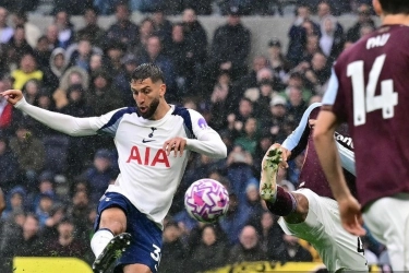 Hasil Liga Inggris Tottenham Vs Aston Villa 1-2: Spurs Tumbang di Kandang