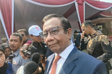 Mahfud Diminta KPK Lapor Dugaan 