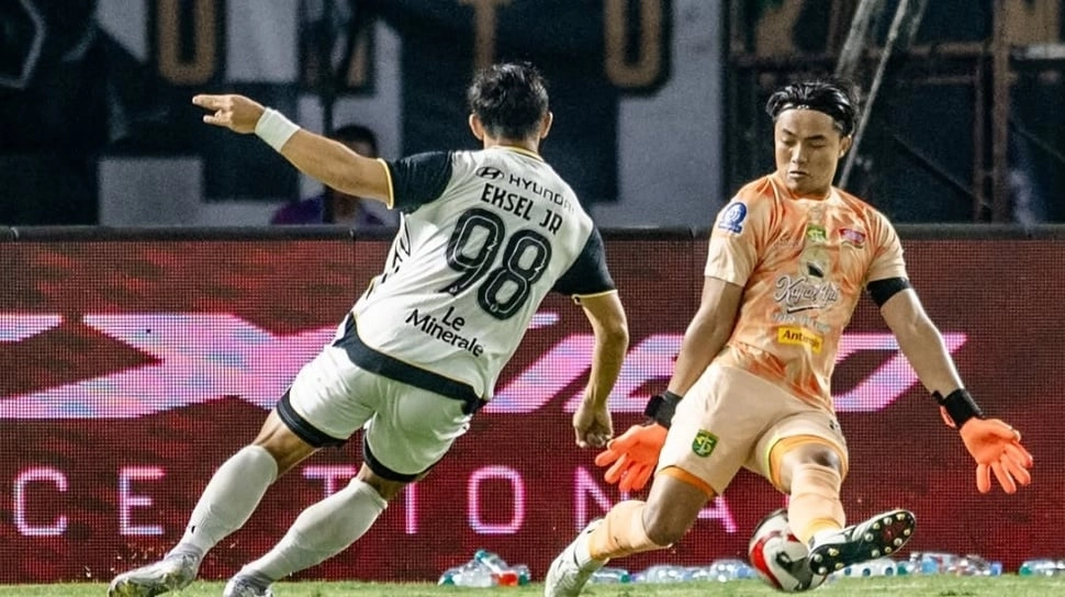 Persebaya Dipecundangi Persija, Eduardo Perez Bongkar Penyebab Utamanya