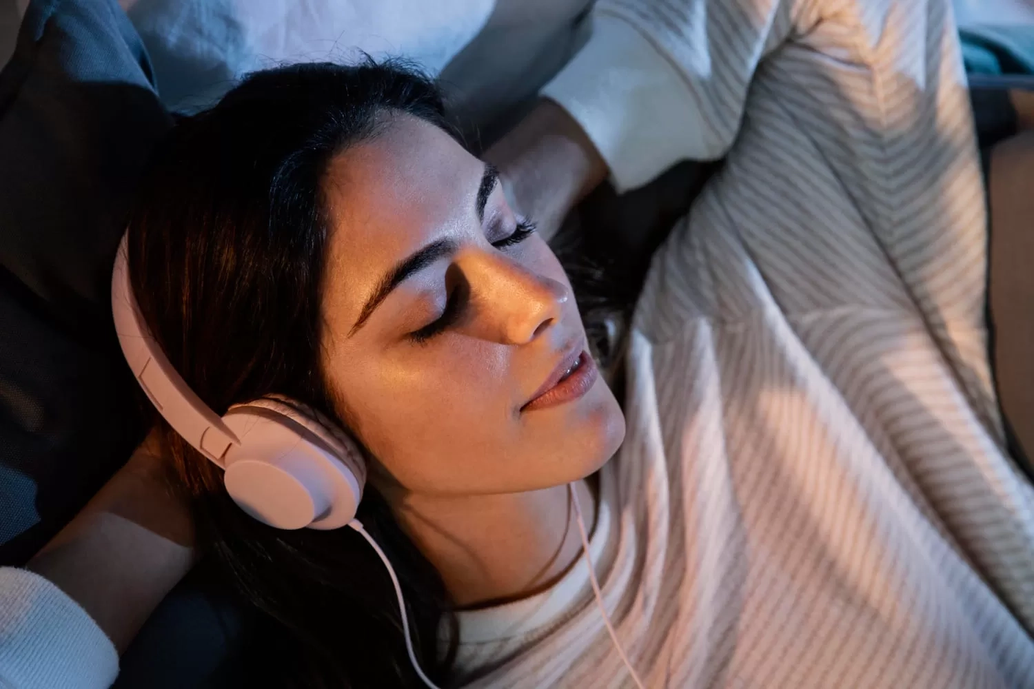 4 Efek Buruk Mendengarkan Musik dengan Volume Tinggi