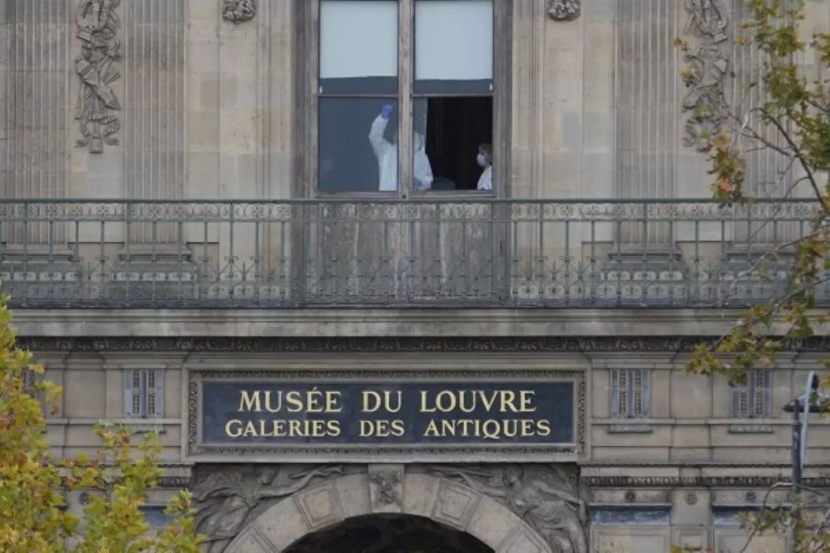 Louvre Museum di Paris Dibobol Maling, Ini Daftar Barang yang Hilang: Koleksi Napoleon hingga Ratu Perancis Raib