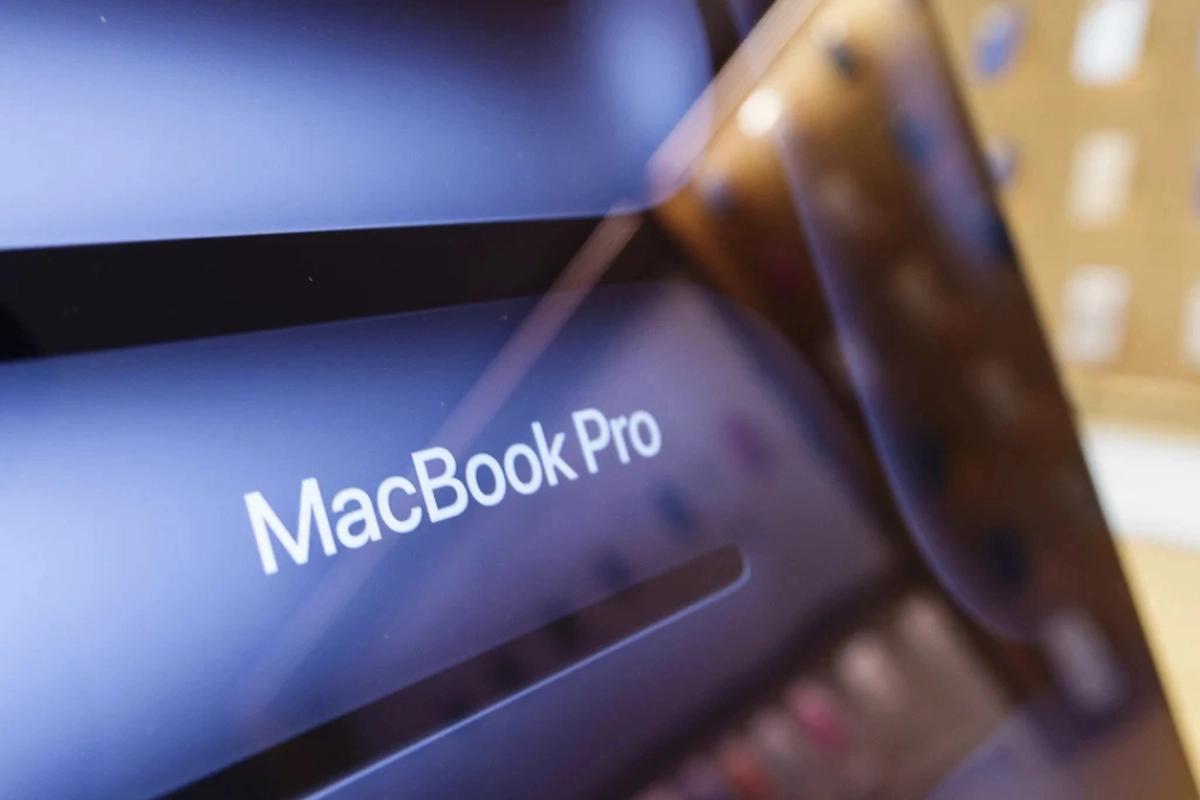 Apple Siapkan MacBook Pro dengan Layar Sentuh, Pakai Layar iPad?