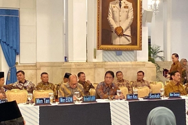 Tak Saling Sapa dengan Luhut di Sidang Kabinet, Purbaya: Enggak Ada Masalah