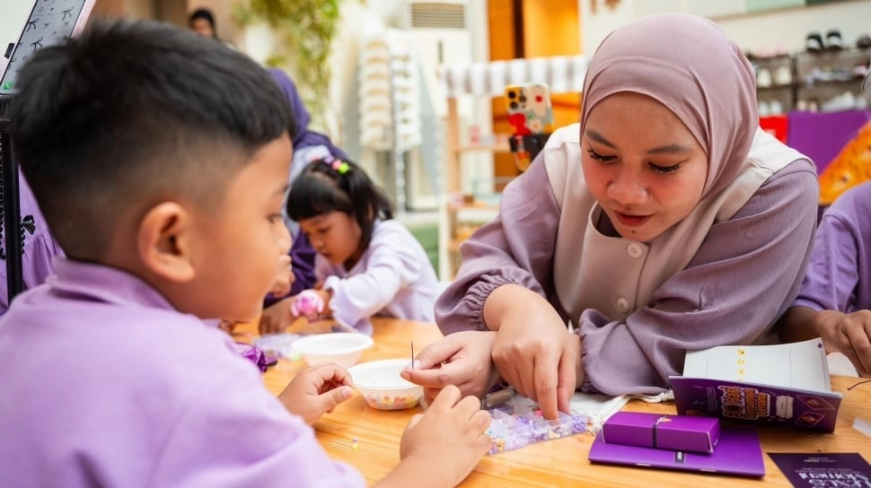 Ubah Waktu Ngemil Jadi ''Mesin'' Pembangun Ikatan Anak dan Orang Tua Yuk!