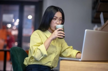 8 Kebiasaan Generasi Baby Boomer yang Terkesan Jauh dari Realitas Kehidupan Modern Saat Ini