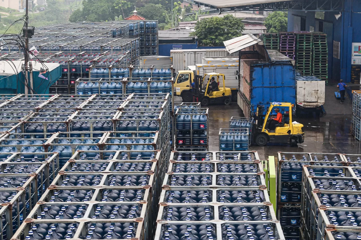 Banyak yang Salah Tafsir, Pakar Hidrogeologi Tegaskan Sumber Air untuk AMDK Tidak Diambil Langsung dari Mata Air Pegunungan