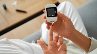 Gaya Hidup Modern Bikin Diabetes di Usia Muda Meningkat? Ini Kata Dokter