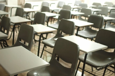 Pimpinan Komisi X Dorong Perencanaan Matang soal Pelajaran Bahasa Portugis di Sekolah