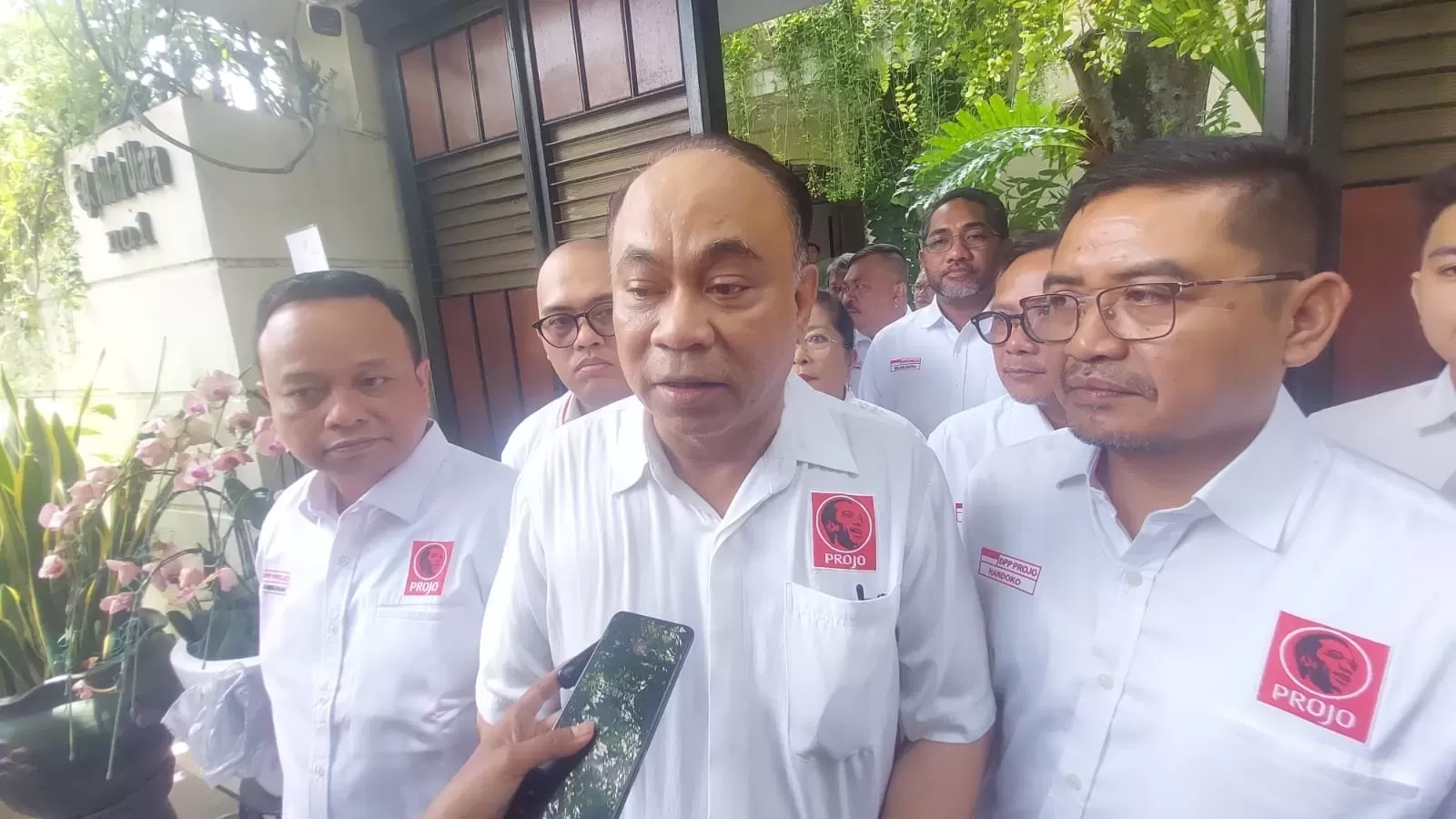Budi Arie Temui Jokowi Setelah Direshuffle Prabowo, Ngaku Diperlihatkan Ijazah Asli UGM