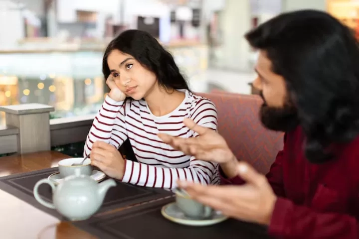 Orang yang Semakin Tua Namun Tidak Bertambah Bijak Biasanya Berpegang Teguh pada 10 Kebiasaan yang Membatasi Diri Ini Menurut Psikologi