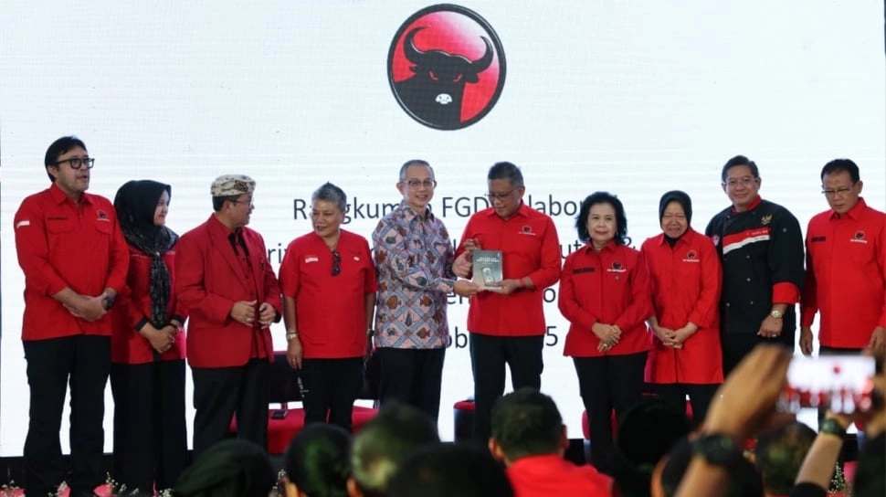 Hasto Kristiyanto: Dorong Kebangkitan Ekonomi Maritim dan Desa Wisata Indonesia