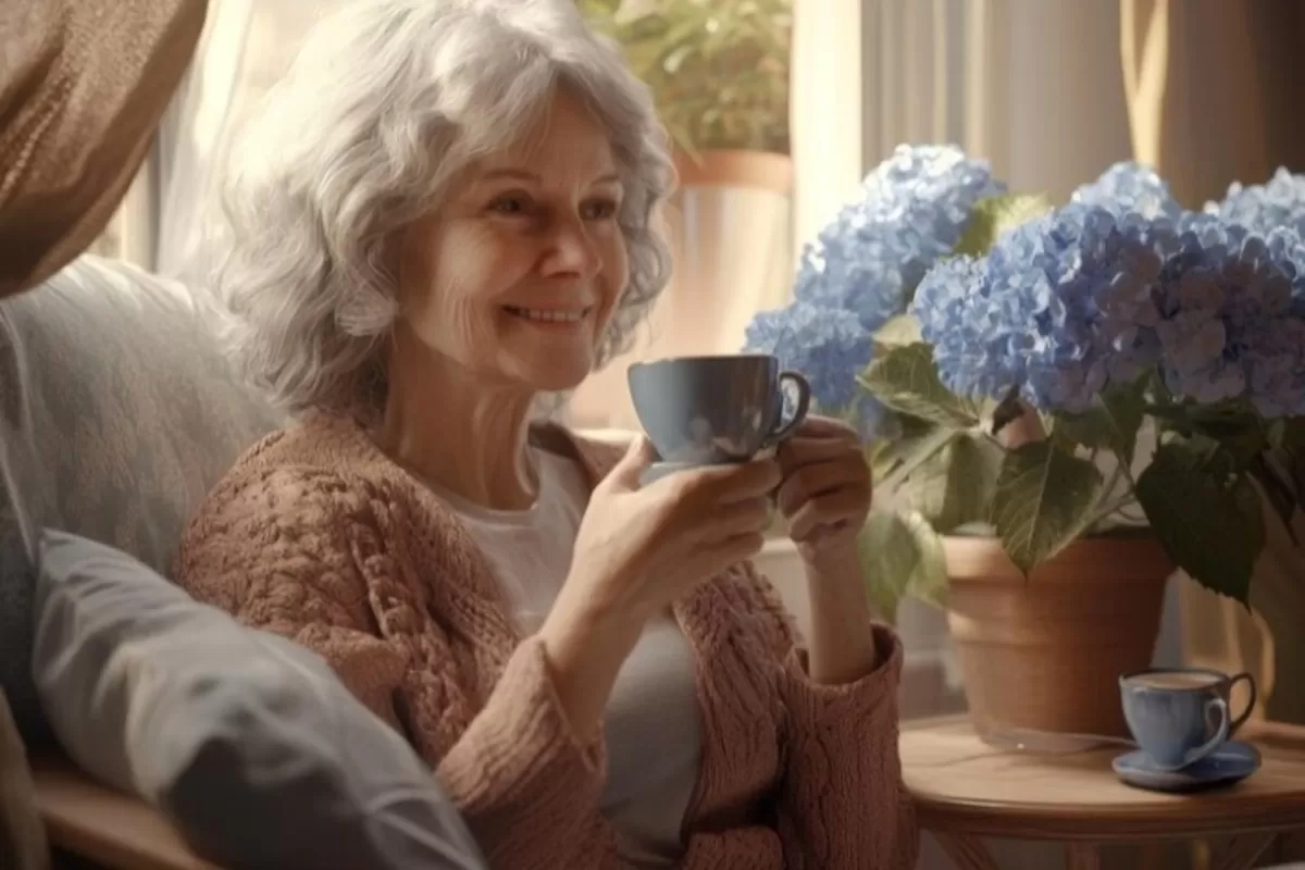 8 Rutinitas Pagi Orang-Orang Usia 70-an yang Bikin Hidupnya Tetap Bahagia dan Penuh Energi Positif