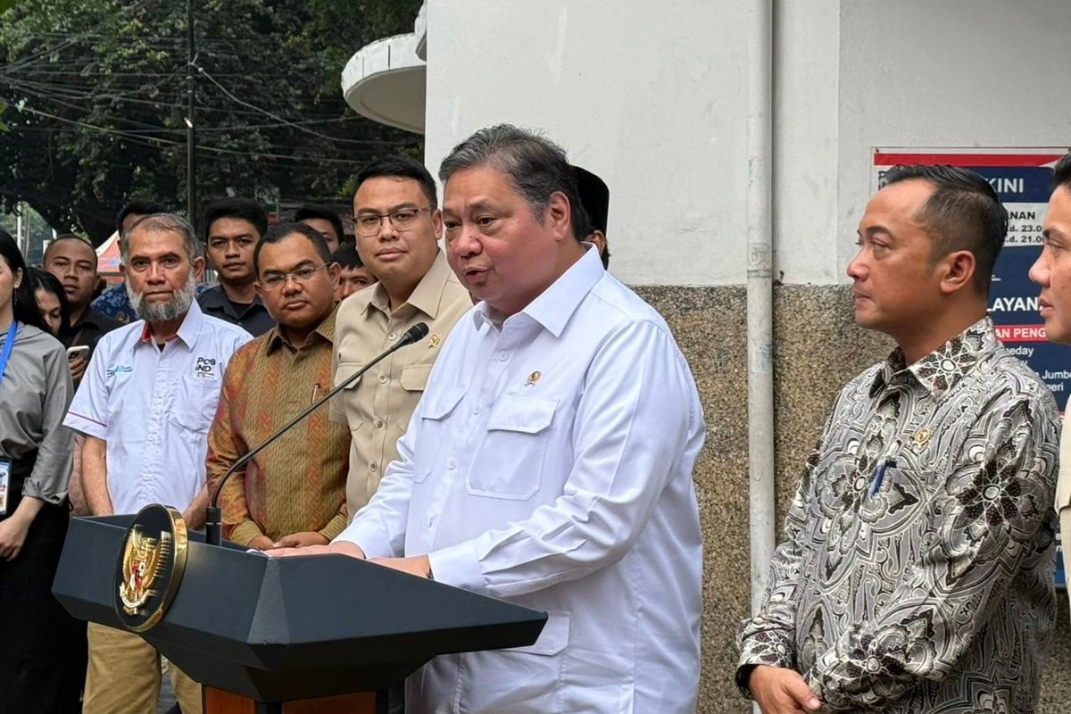 Menko Airlangga: Perpres Ojol Akan Atur Fasilitas untuk Driver