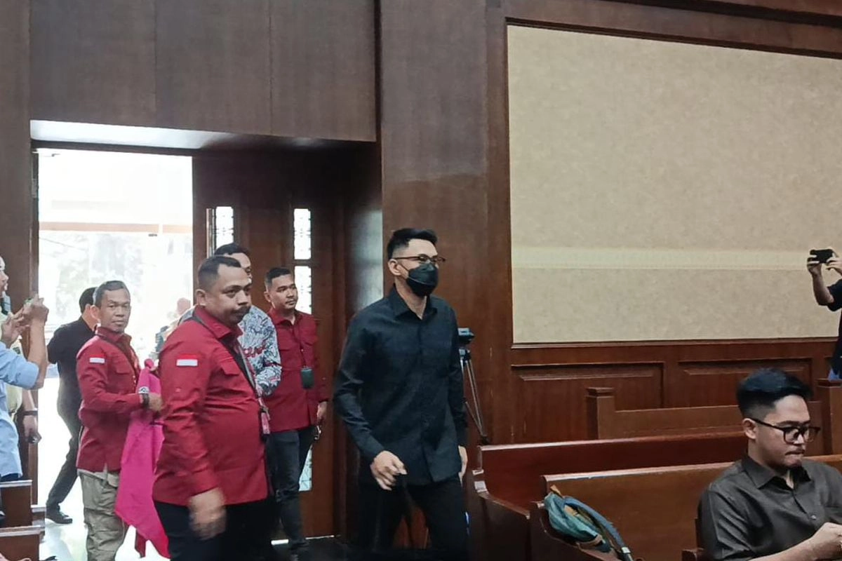 Panitera PN Jakut Wahyu Gunawan Dituntut 12 Tahun Penjara di Kasus Suap Hakim